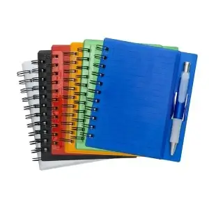 Caderno com Caneta