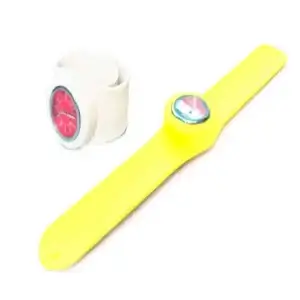 Pulseira bate-enrola