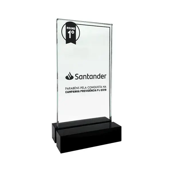 Troféu de vidro personalizado