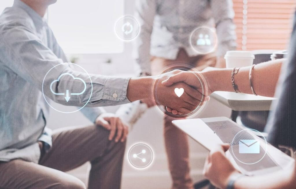 A Psicologia por Trás dos Brindes: Por Que Eles Funcionam?